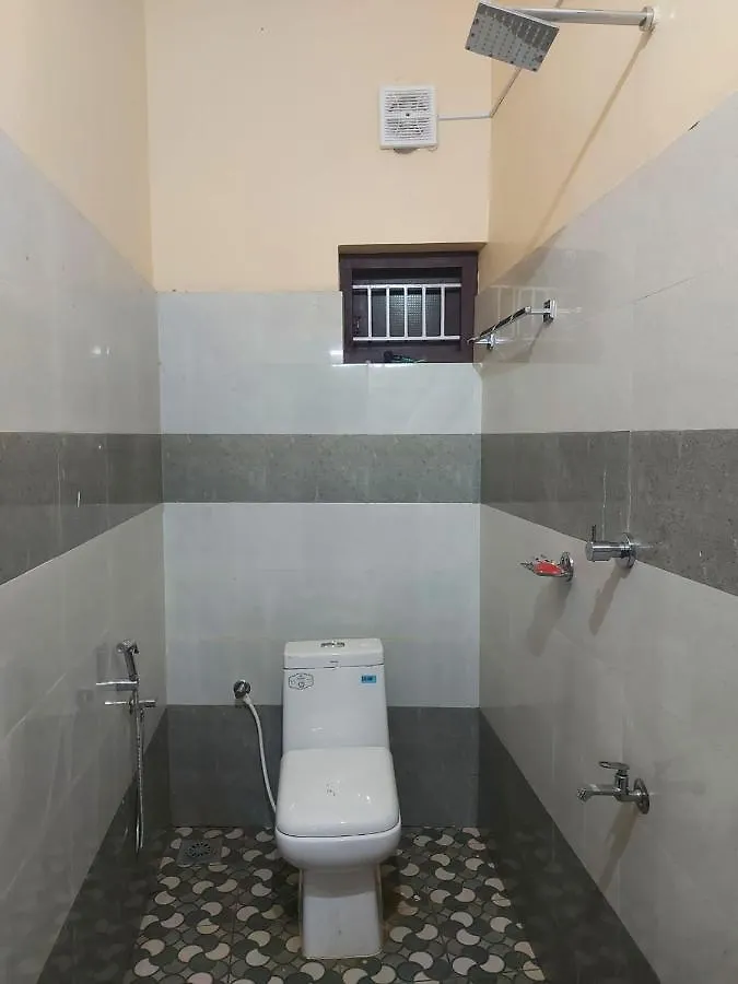 Fathima Apartments Iritti 0*,  Indie